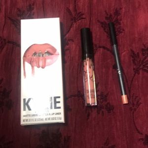 Kylie Lip Kit in Apricot
